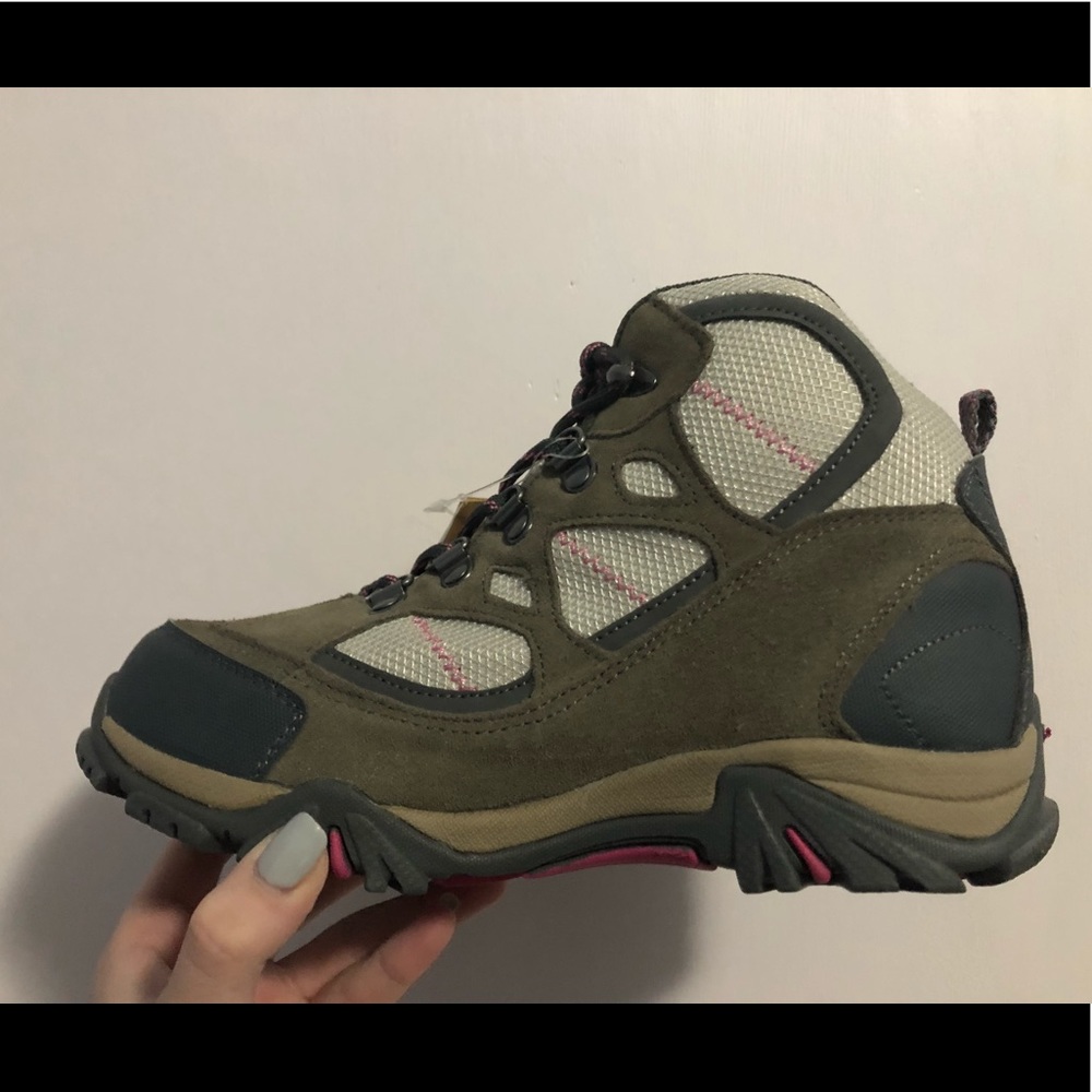 NWT Kids Hi-Tec Hiking Boots
